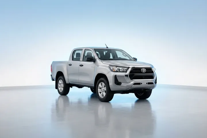 טויוטה HILUX ACTIVE 4X4 DIESEL 2.4 