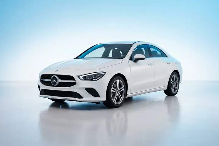 מרצדס CLA 180 Elite לבן