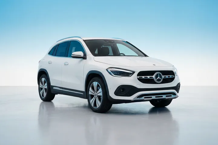 מרצדס GLA 200 לבן