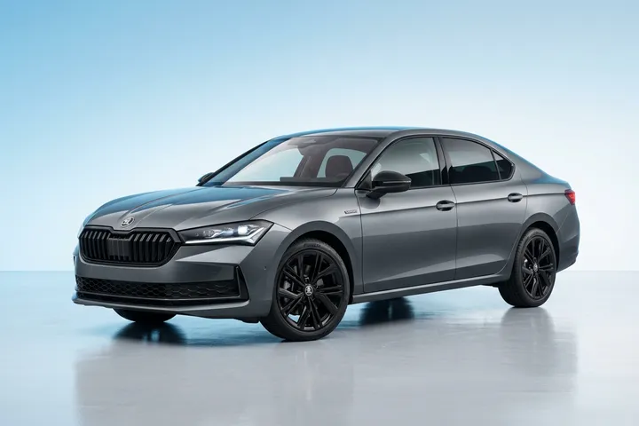 סקודה סופרב ספורטליין 2.0 4×4 לבן