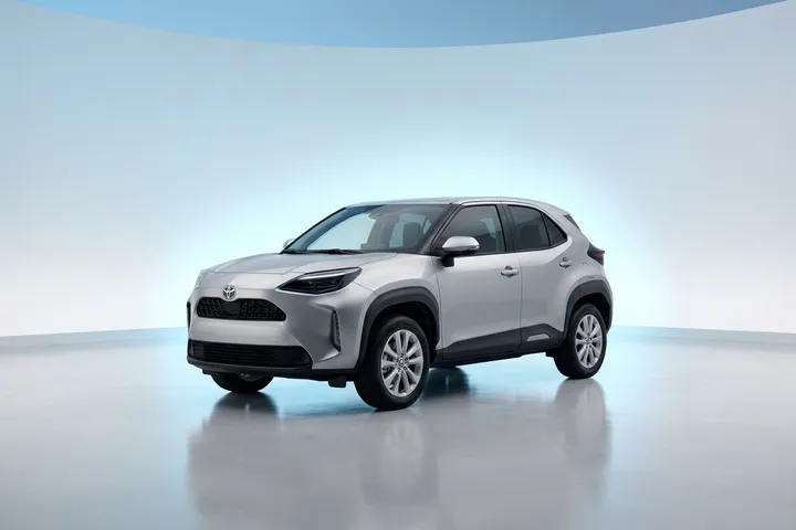 טויוטה YARIS CROSS ECO HSD 1.5 